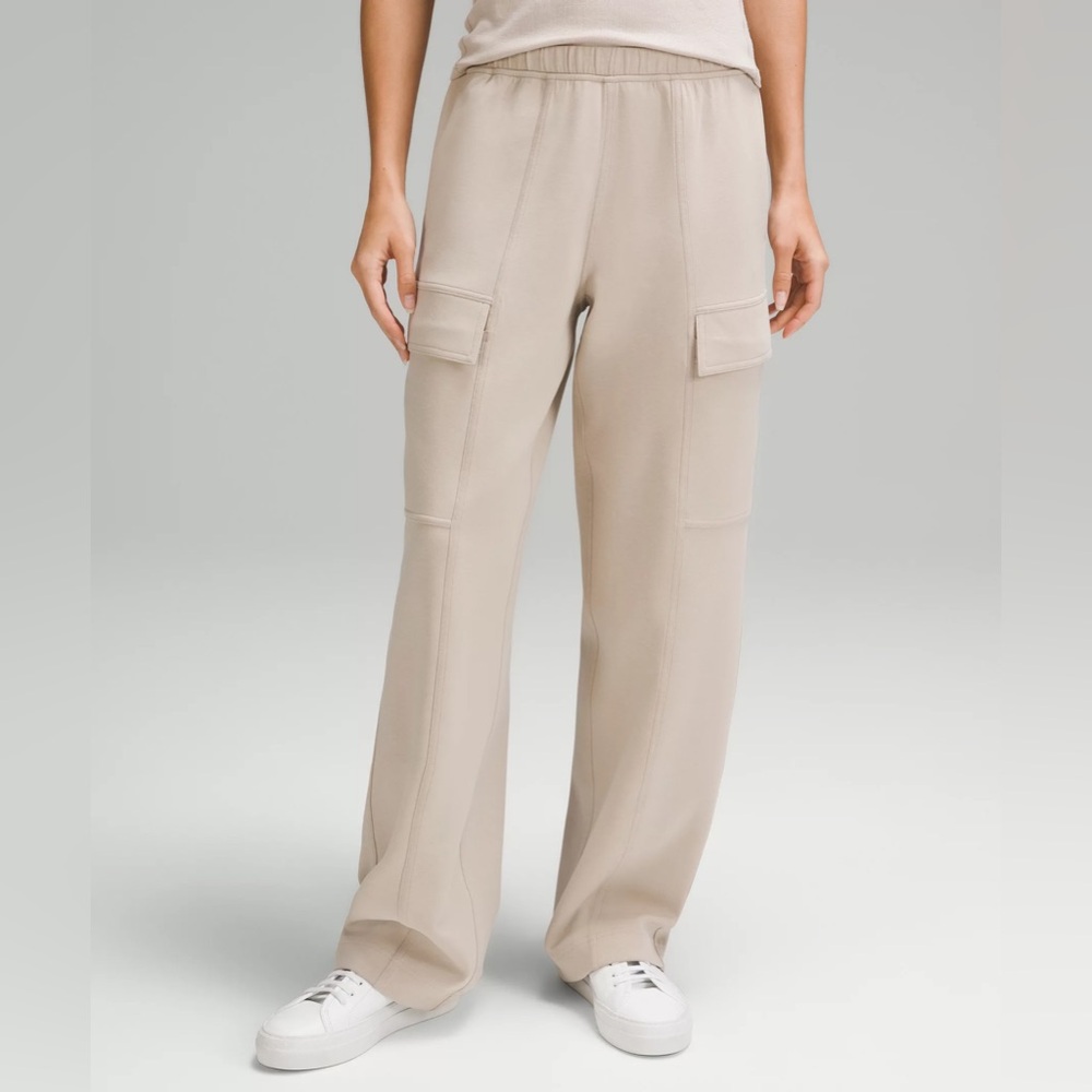 Lululemon Cotton-Blend Double-Knit Mid-Rise Cargo Pant
